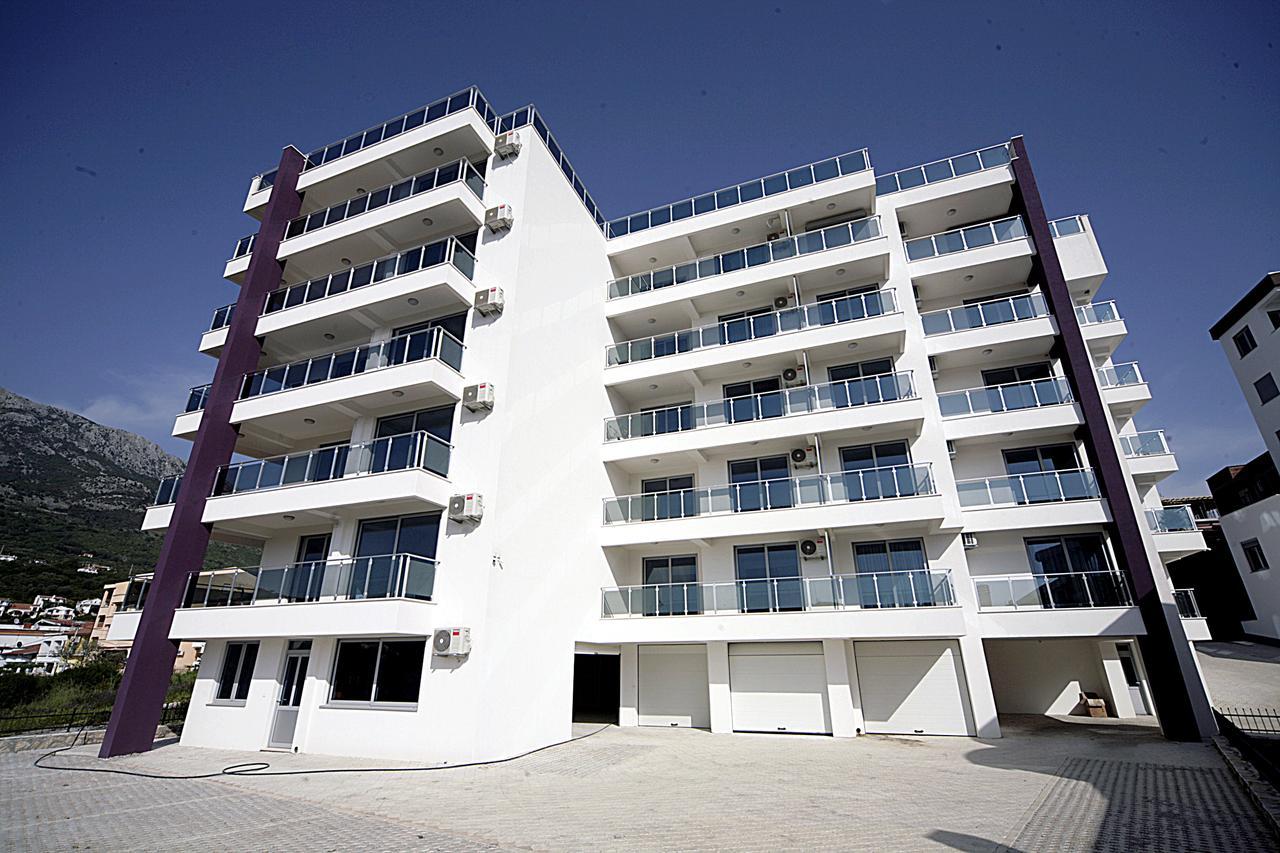 Sea Star Apartment Dobra Voda Exteriör bild